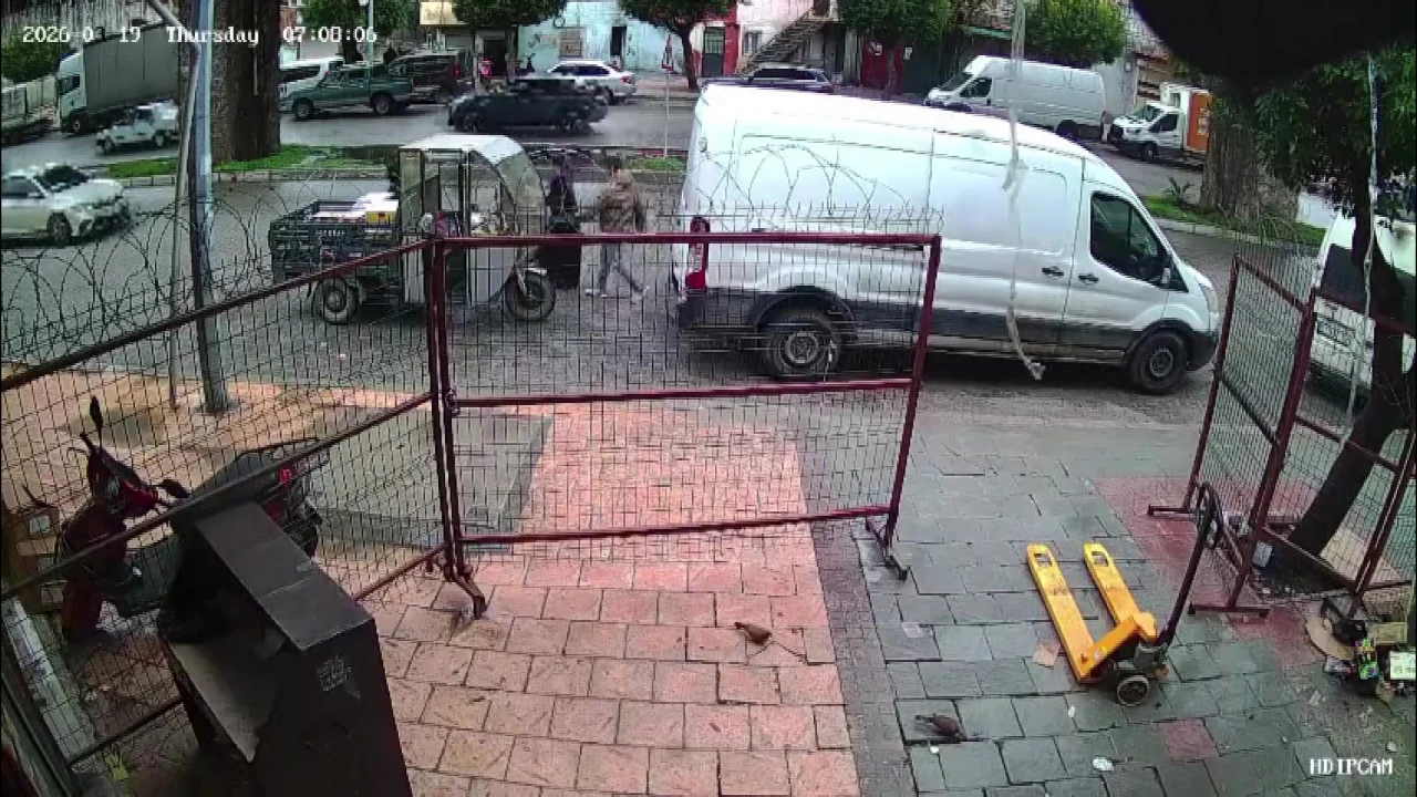 Adana’da Yankesici Yakalandı! “Dayanamayıp Çalıyorum” Dedi (2)-1