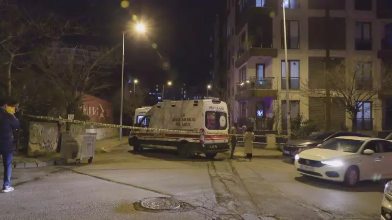 Annesi Ve Ağabeyini Silahla Öldürüp, Diğer Ağabeyini Yaralayan Şüpheli Yakalandı (4)