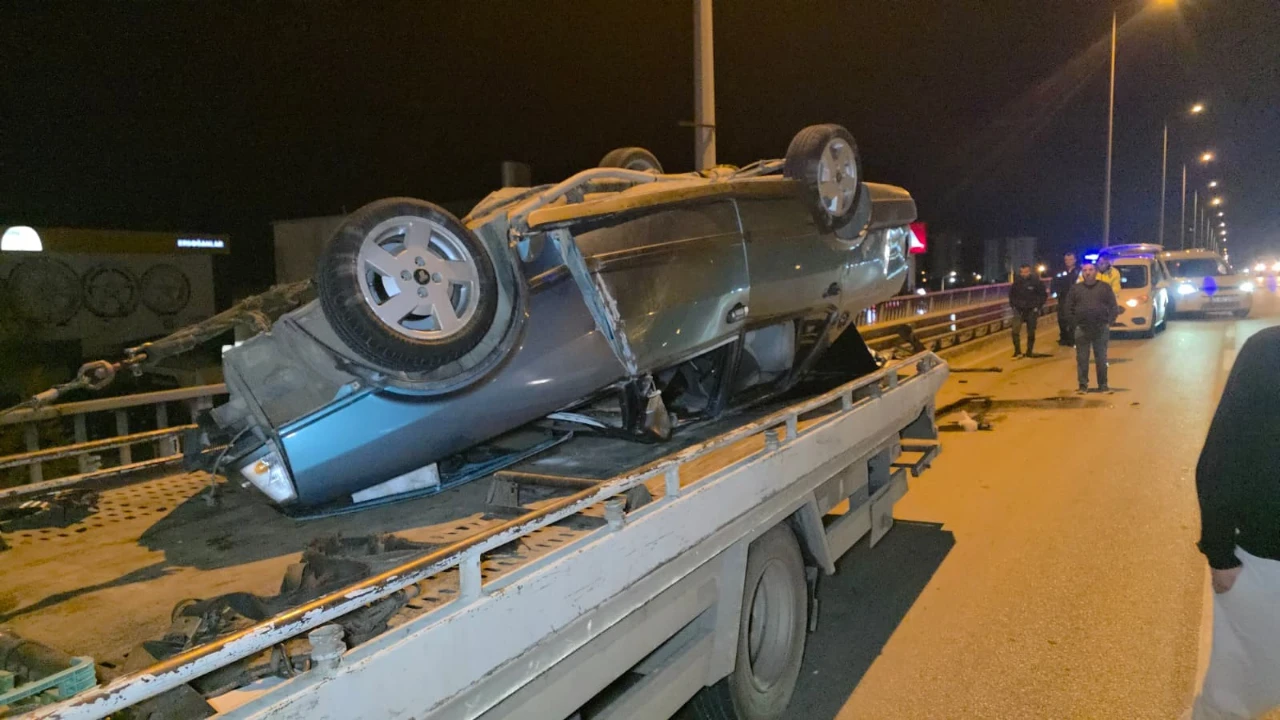 Antalya'da Takla Atan Araçtan Sağ Çıktılar! (4)