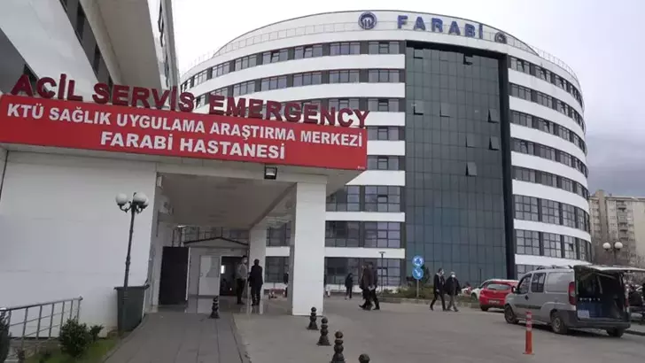 Bıçaklı Kavgada Yaralandı, Kaldırıldığı Hastanede Tabancayla Vuruldu (1)