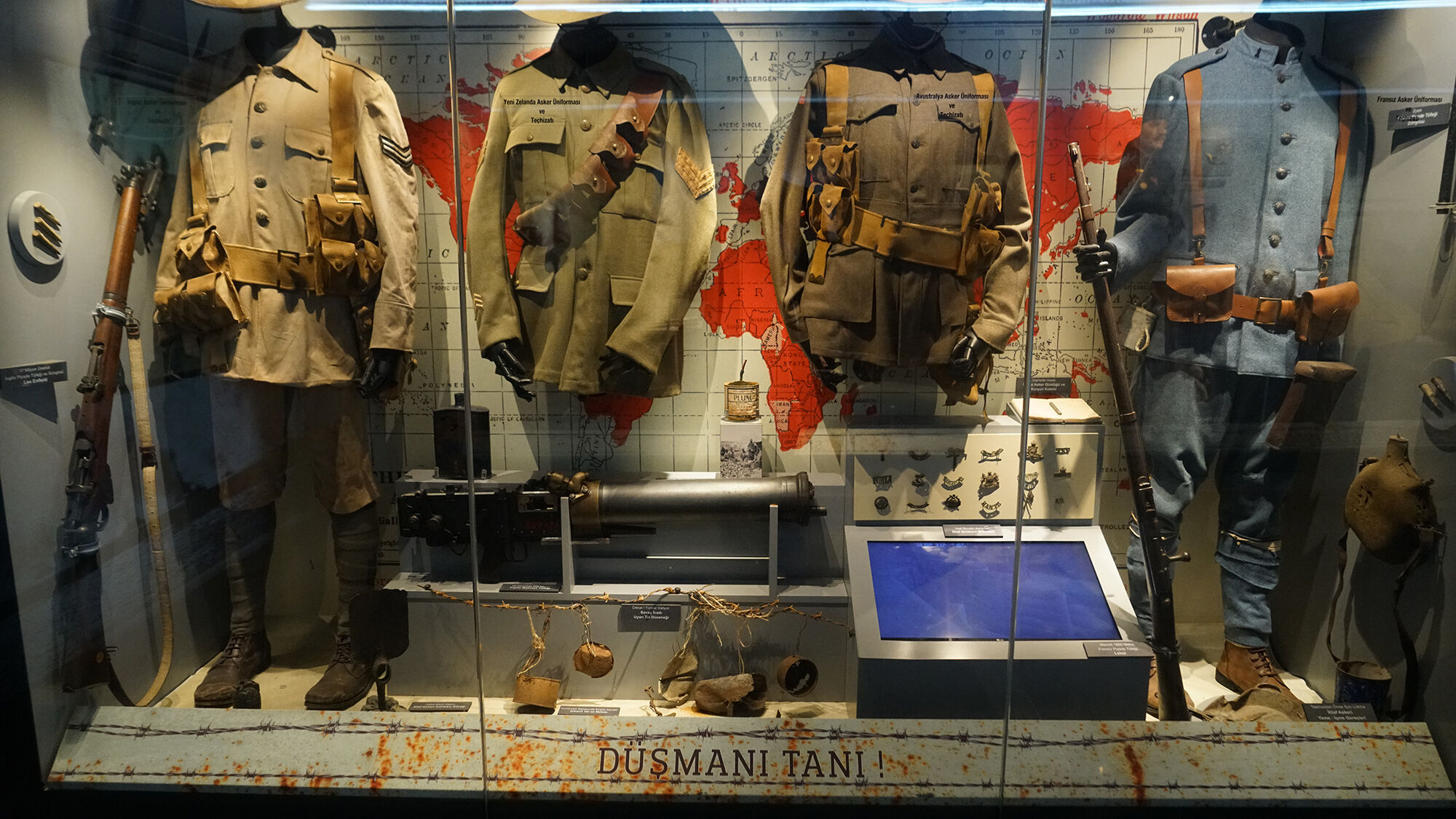 Çanakkale Savaşları Mobil Müzesi Kahramanmaraş’ta Ziyaretçilerini Ağırlıyor (3)