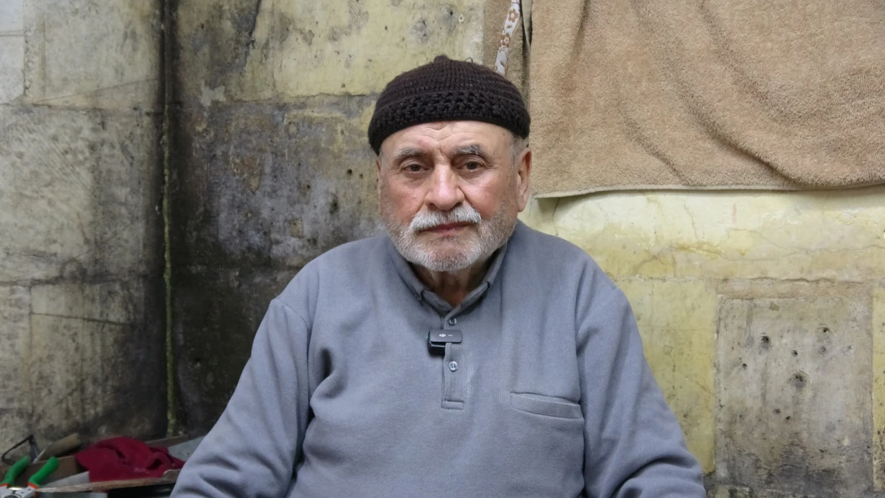 Cemil Usta 5 Metrekarelik Dükkanda 67 Yılı Devirdi! (1)