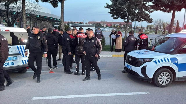 Evlenmek İçin Geldi, Vazgeçti Otogarda Kavga Çıktı 2 Yaralı, 8 Gözaltı (3)