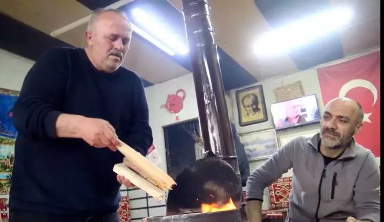 Hava Sıcaklığı Eksi Derecelere Düştü, Nisanda Da Soba Yaktılar (4)