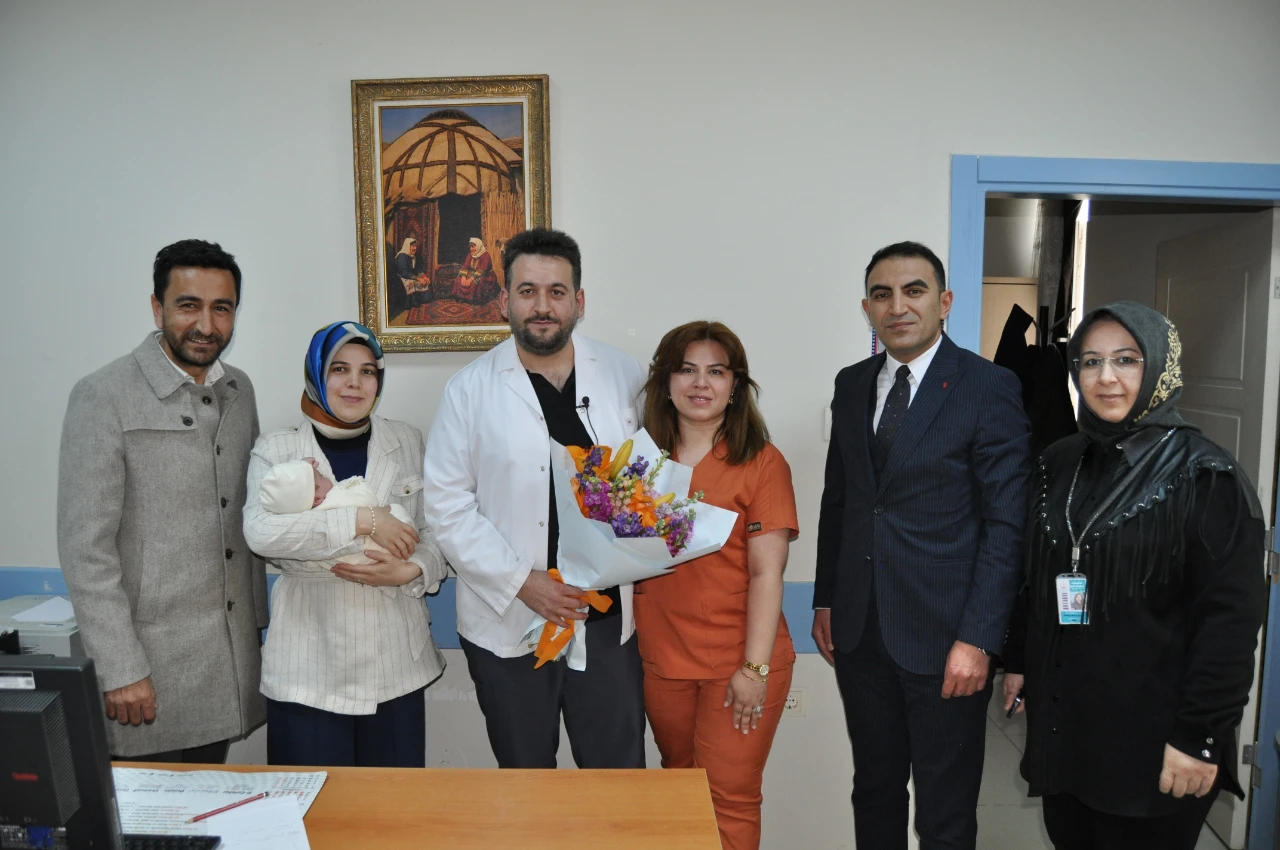 Kahramanmaraş Mucize Doğum! 11 Yıllık Hasret Ameliyatla Sona Erdi (2)