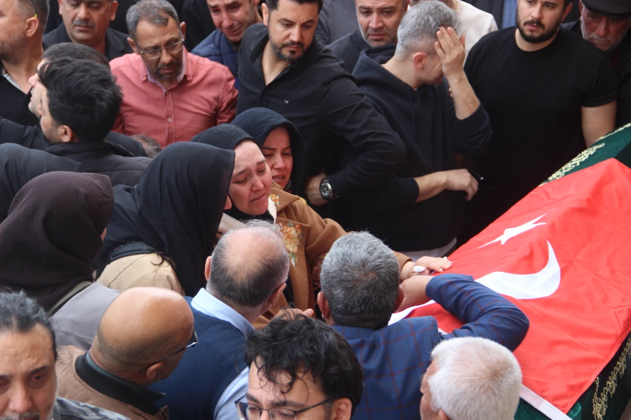 Kahramanmaraş Okul Saldırısında Ölen 4 Öğrenci Abdülhamid Han'da Uğurlandı! (10)