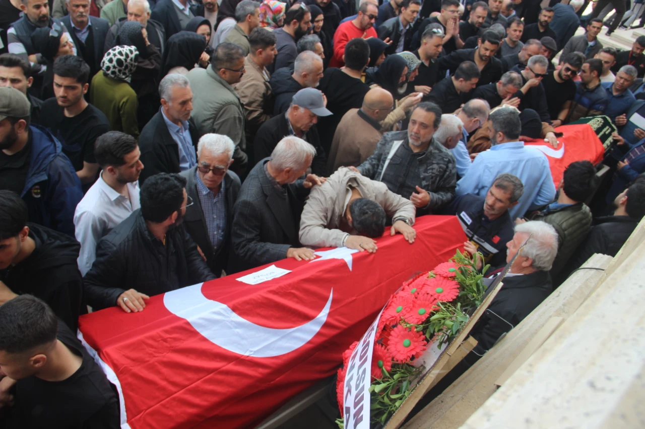 Kahramanmaraş Okul Saldırısında Ölen 4 Öğrenci Abdülhamid Han'da Uğurlandı! (4)