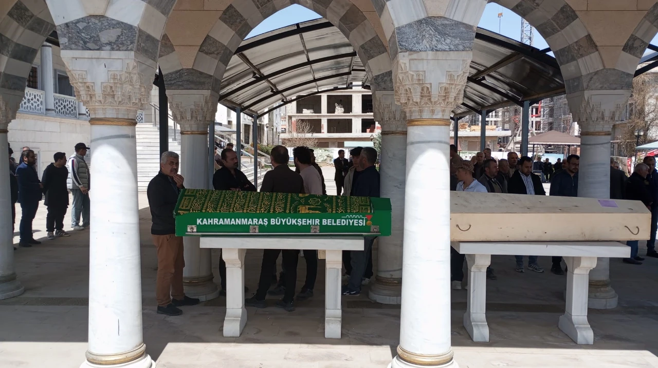 Kahramanmaraş Okul Saldırısında Ölen Furkan Sancak Balal Afşin'de Uğurlandı! (2)