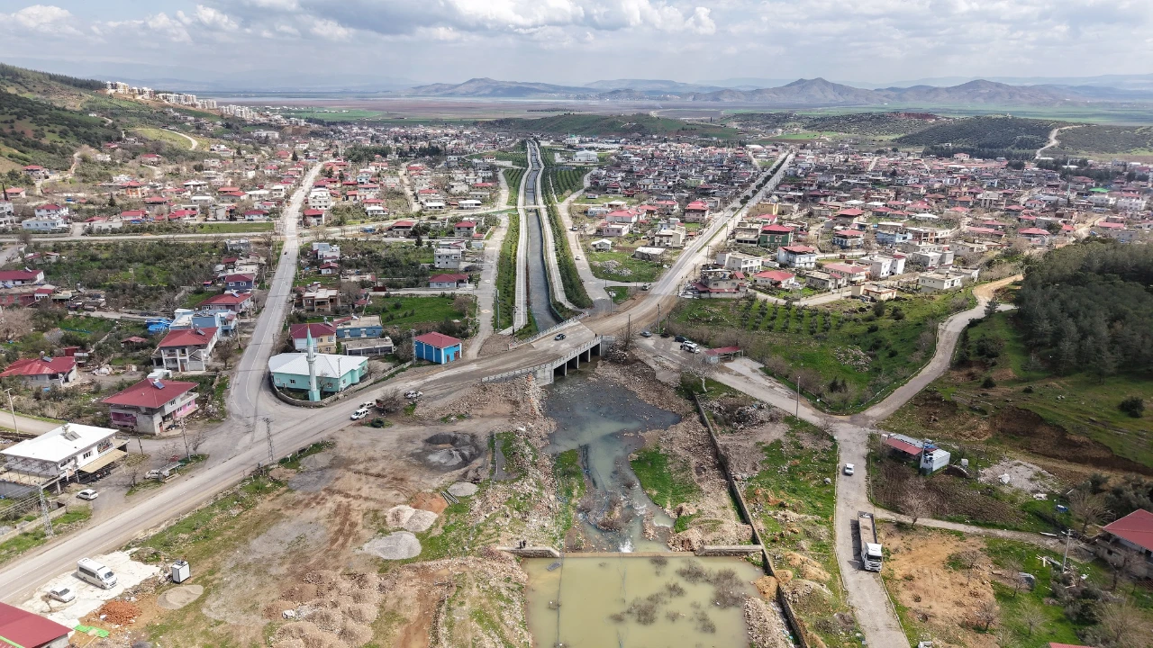 Kahramanmaraş Türkoğlu’nda 10 milyonluk köprü açıldı! Ulaşım rahatladı
