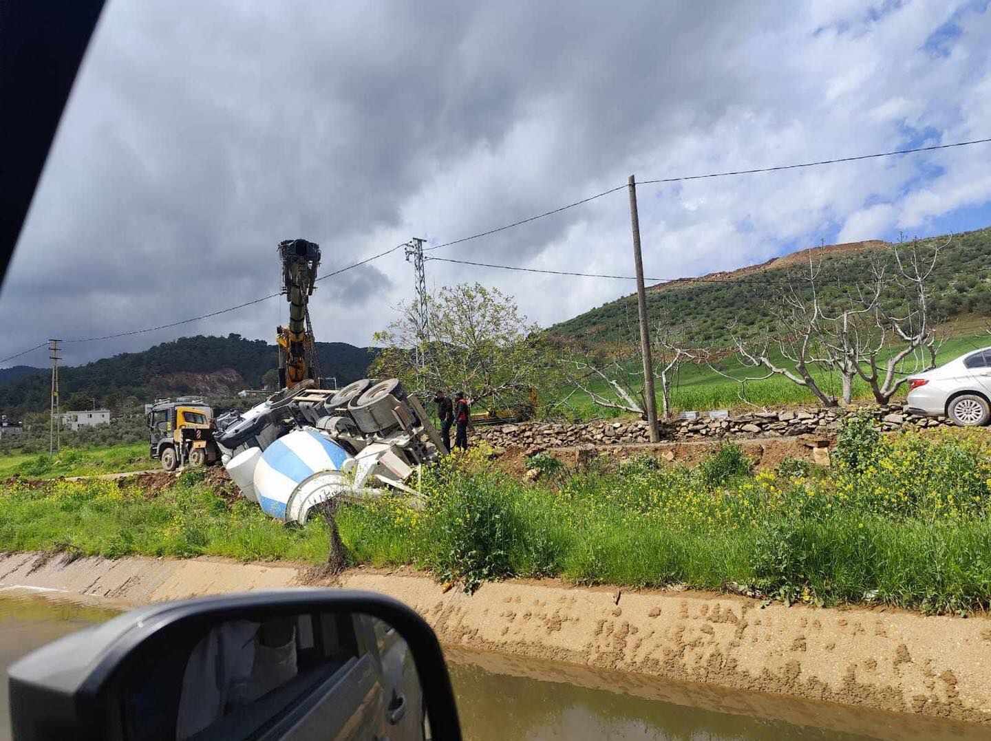 Kahramanmaraş'ta Beton Mikseri Devrildi 1 Yaralı (1)