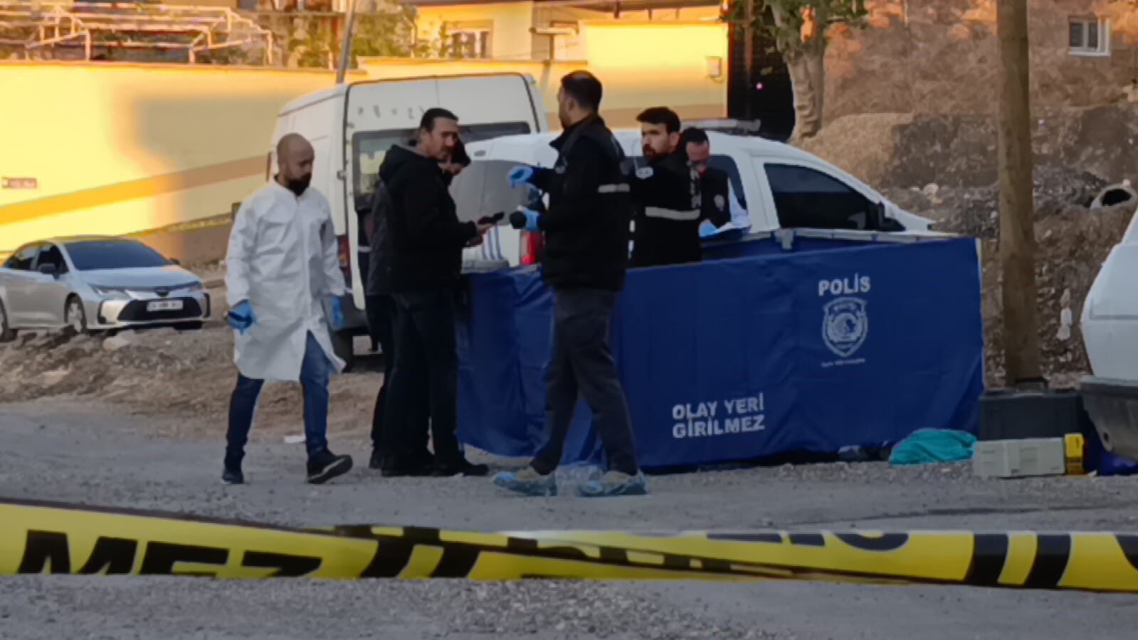 Kahramanmaraş’ta Bir Genç Başından Vurulmuş Halde Ölü Bulundu (3)