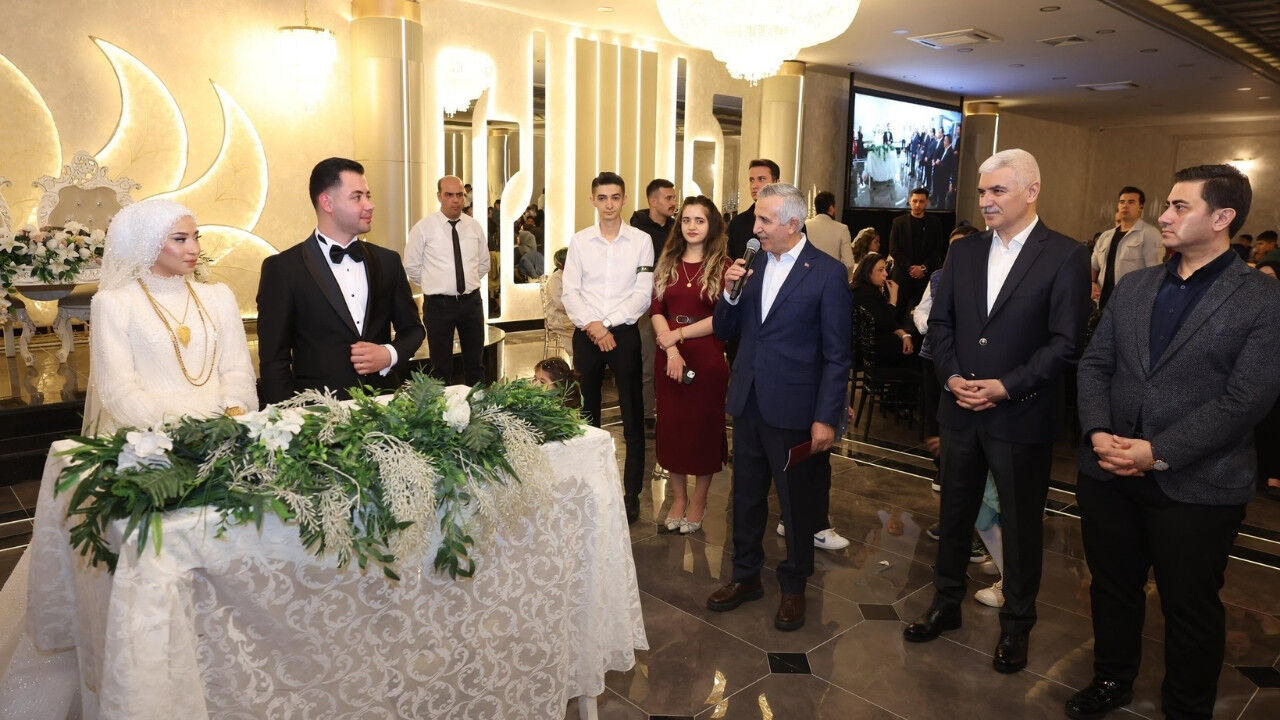 Kahramanmaraş'ta Canpolat ve Zabun ailelerinin mutlu günü