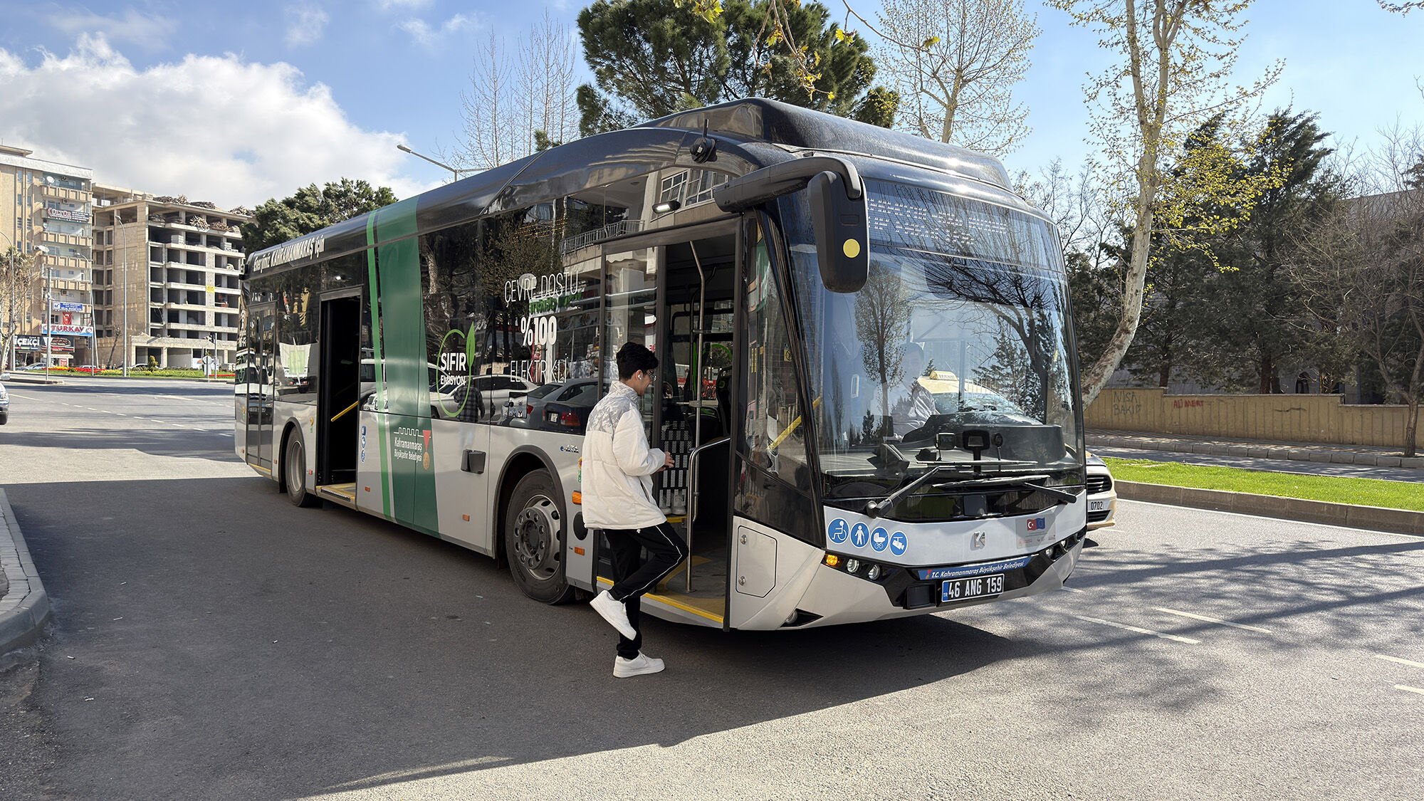 Kahramanmaraş’ta Elektrikli Otobüsler Hizmete Başladı (3)