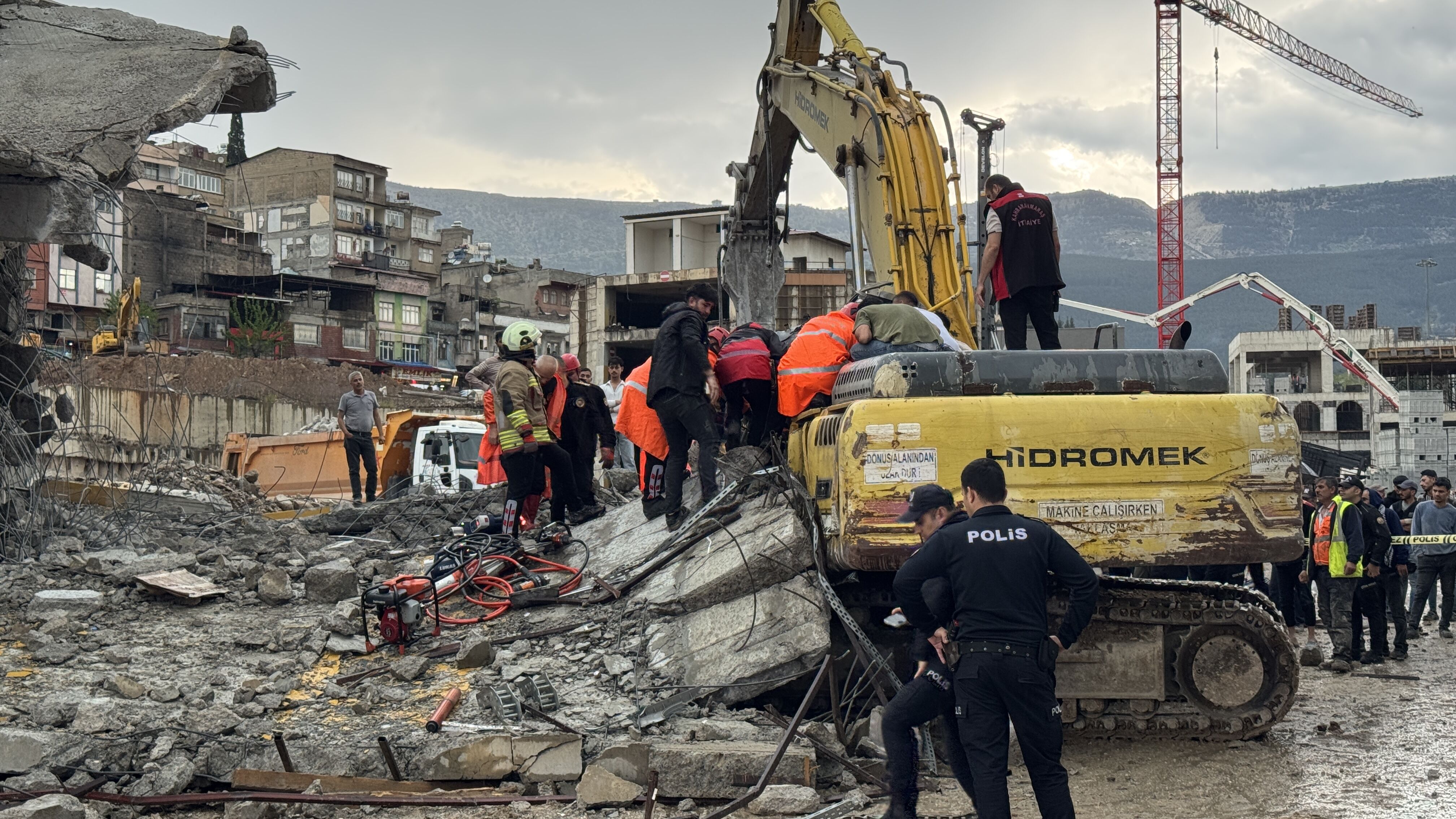 Kahramanmaraş’ta Enkaz Altında Kalan Operatörün Kimliği Belli (4)