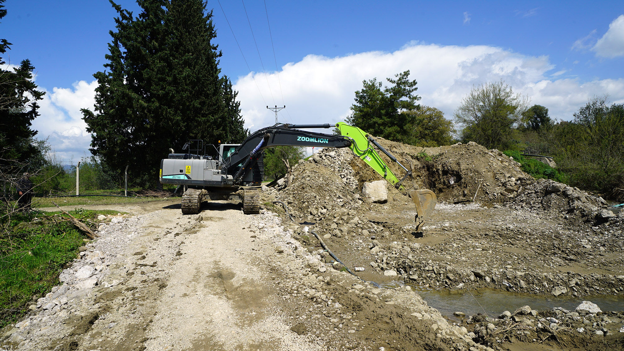 Kahramanmaraş'ta Eski Köprü Modern Standartlara Göre Yeniliyor (1)-1