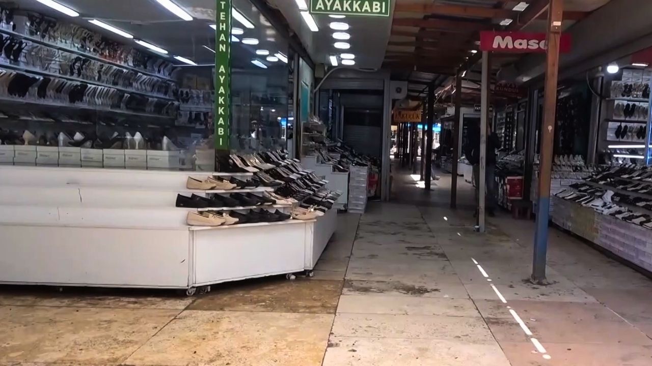 Kahramanmaraş’ta Konteyner Çarşılar Kaldırılıyor (2)