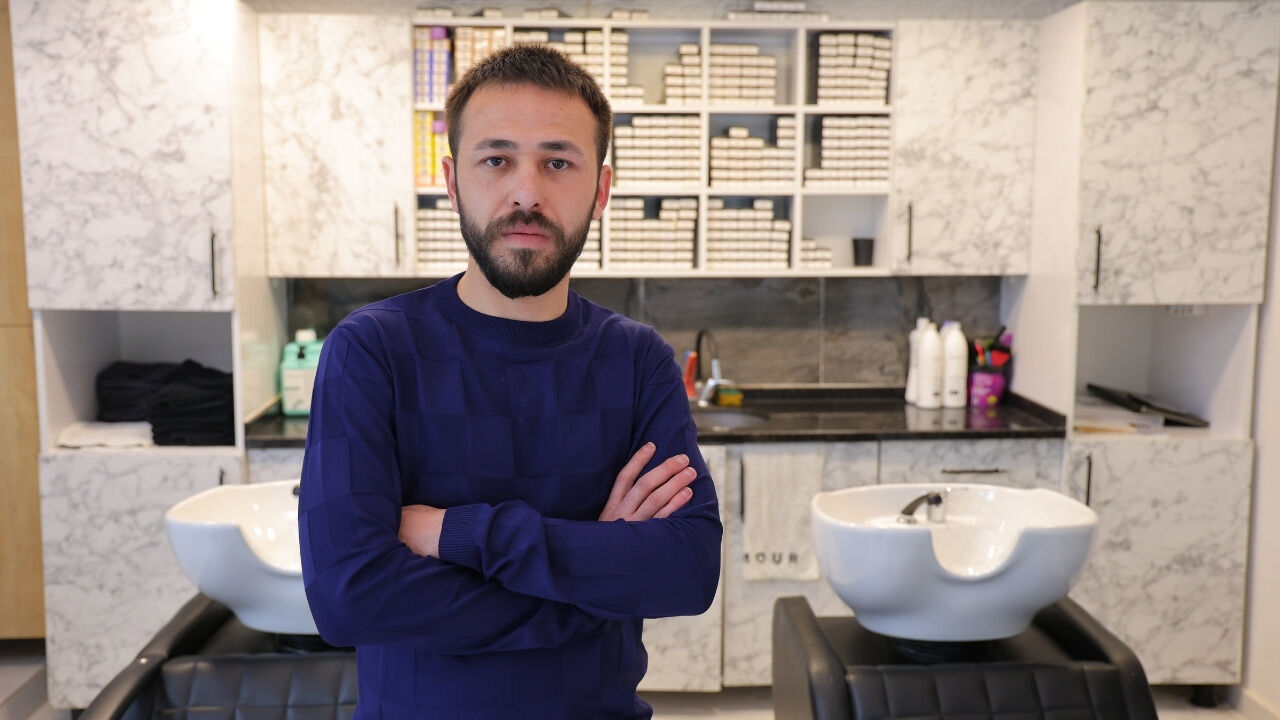 Kahramanmaraş’ta kuaför vurgunu! 26 bin liralık hesabı ödemeden kaçtı!