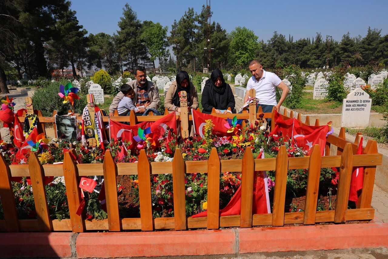 Kahramanmaraş’ta Okul Saldırısı Sonrası Acı Sözler “O Cani Ruhlu Şahsın Mezarı Bile Yok” (5)