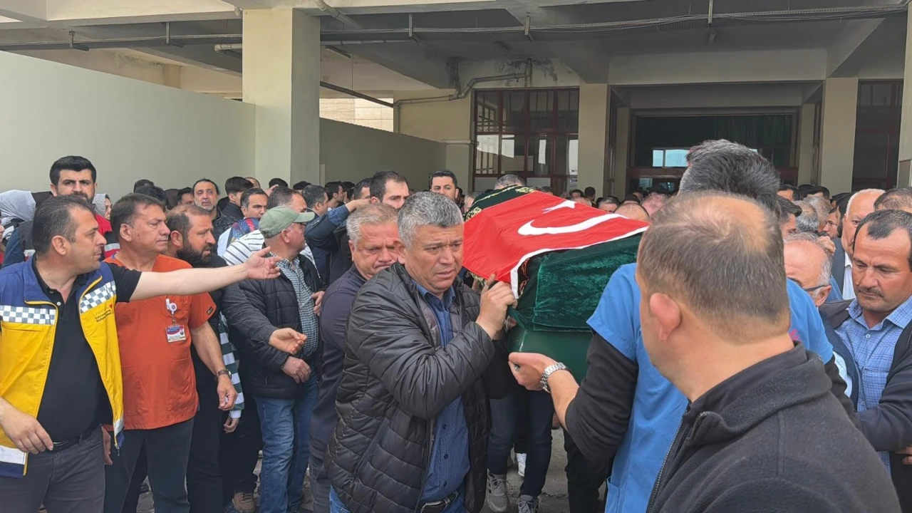 Kahramanmaraş'ta Okul Saldırısında Ölenlerin Cenazeleri Teslim Edildi! (1)