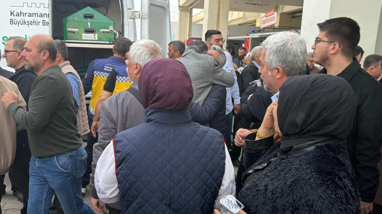 Kahramanmaraş'ta Okul Saldırısında Vefat Eden Ayla Öğretmenin Cenazesi Ailesine Teslim Edildi! (3)