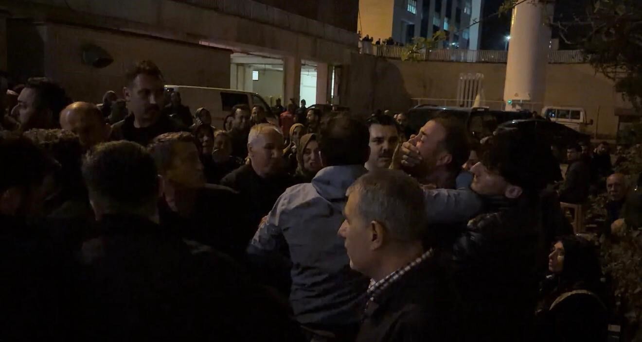 Kahramanmaraş'ta Ölenlerin Yakınlarından Vali Ünlüer'e Tepki2