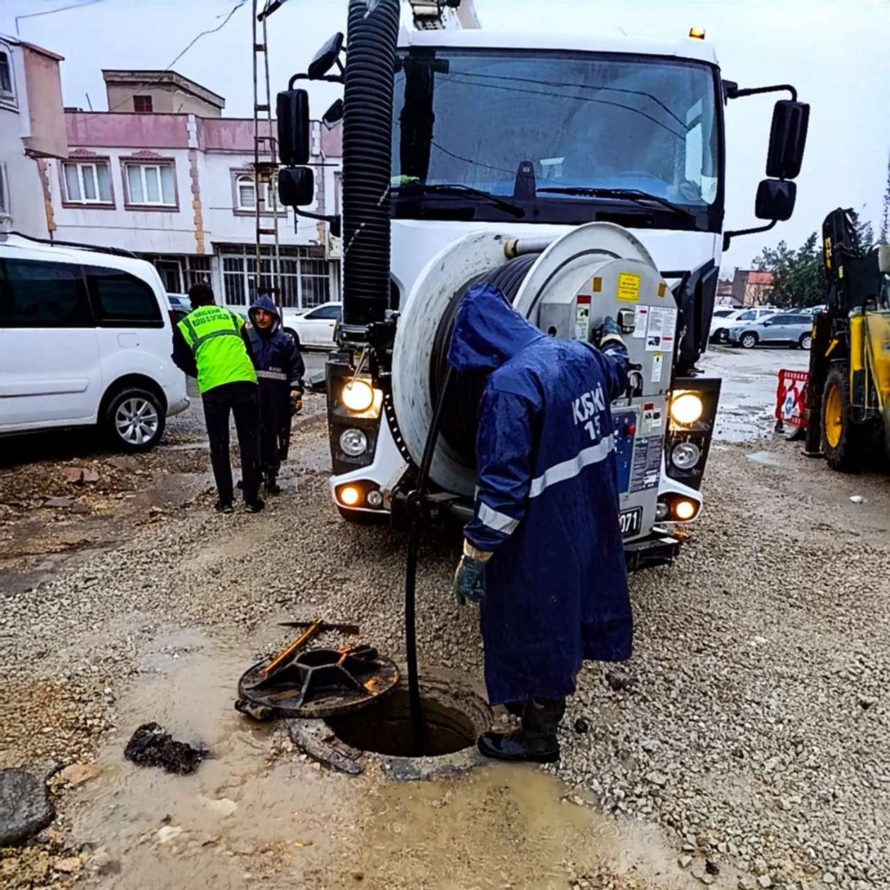 Kahramanmaraş’ta Sağanak Sonrası Dev Temizlik Seferberliği! (3)