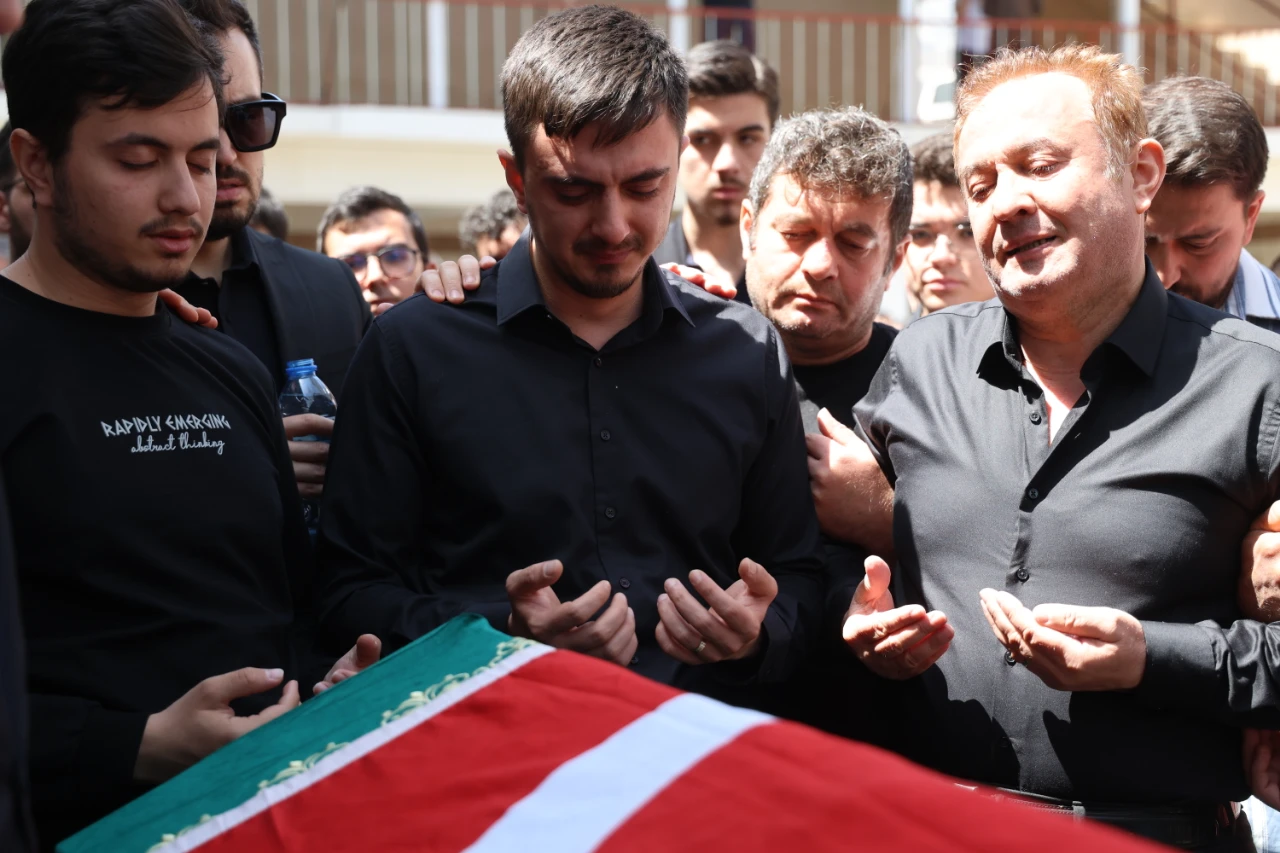 Kahramanmaraş'ta Şehit Öğretmen Ayla Kara Için Son Görev! (2)