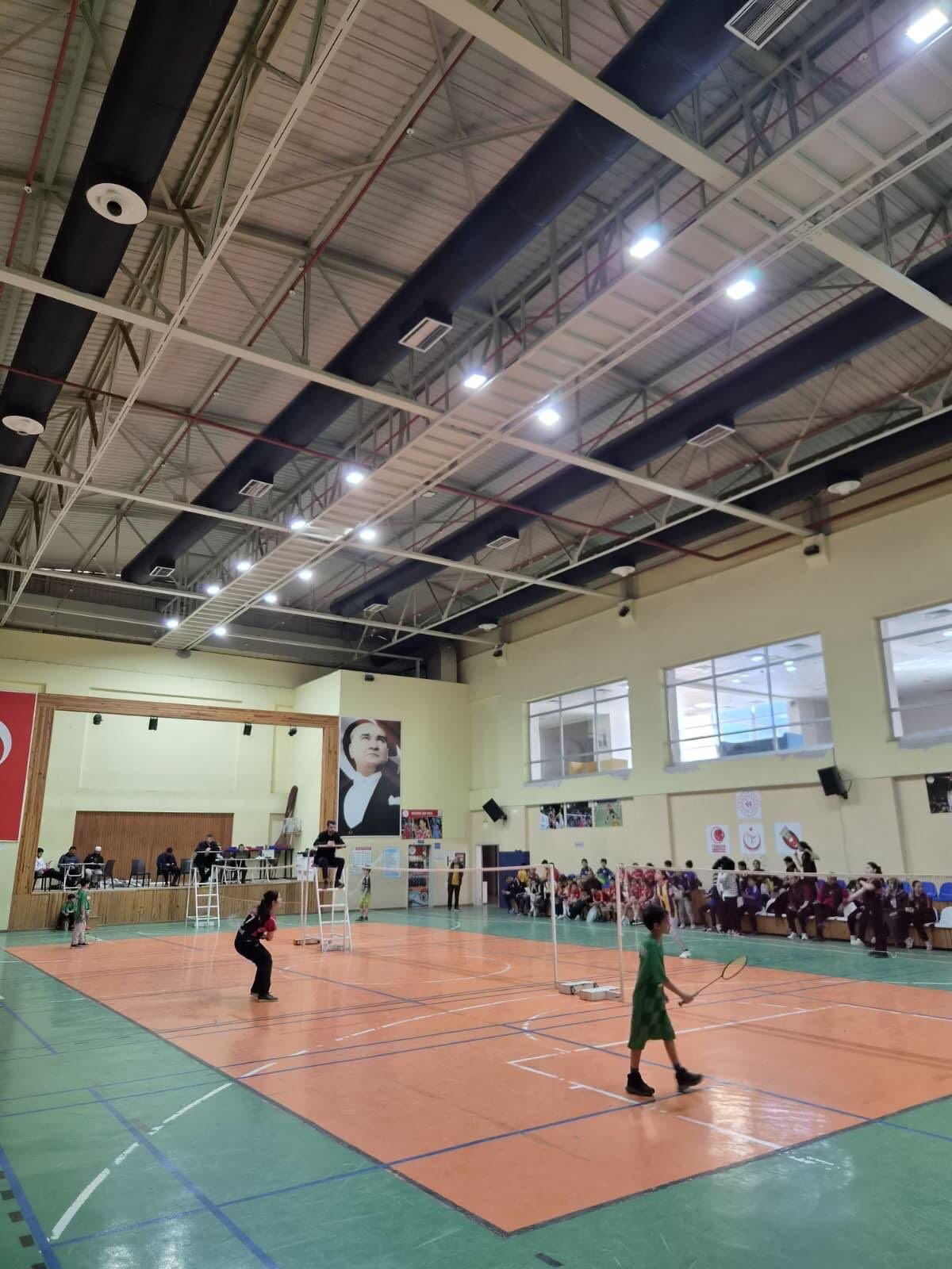 Kahramanmaraş’ta Sporcular Sahada Ter Döktü2