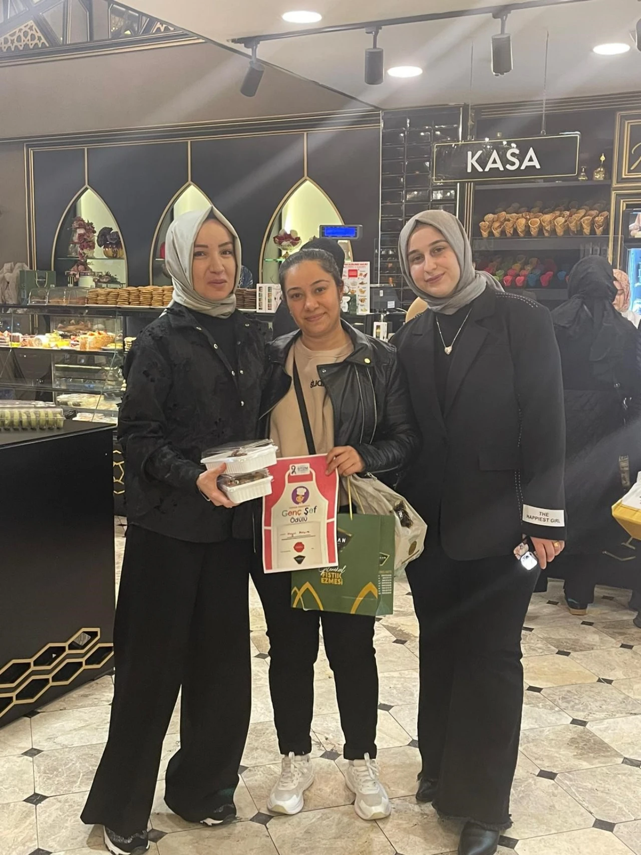 Kahramanmaraş’ta Yürek Isıtan Görüntüler! Özel Çocuklar Kendi Kurabiyelerini Yaptı (6)