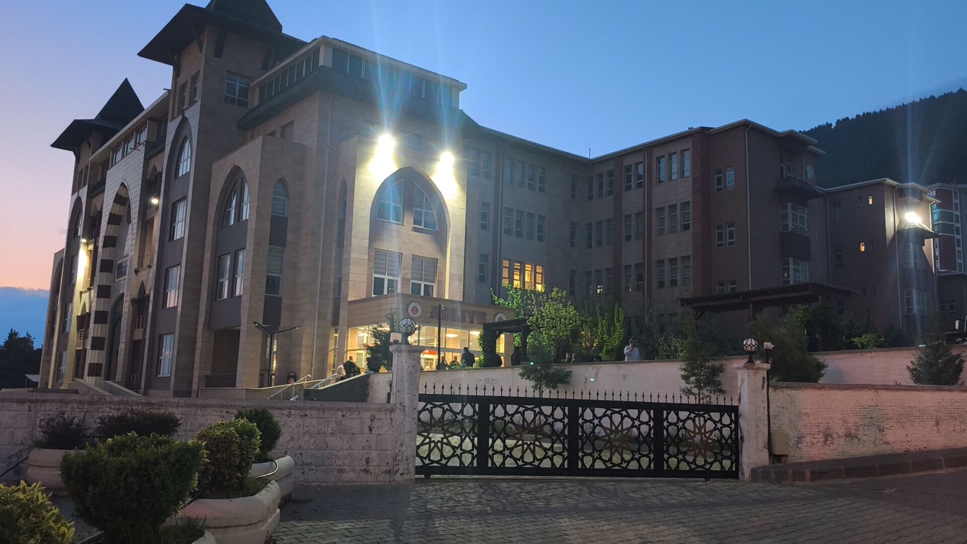 Kahramanmaraş’taki Deprem Davasında Avukatlar Birbirine Girdi (4)