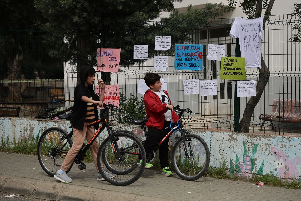 Kahramanmaraş'taki Okul Saldırısında Nöbetçi Öğretmenin Uyarısı Hayat Kurtardı (3)