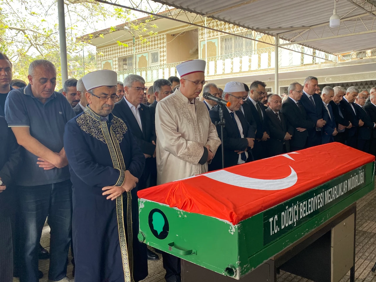 Kahramanmaraş’taki Saldırıda Hayatını Kaybeden Öğrenci Osmaniye’de Toprağa Verildi (3)