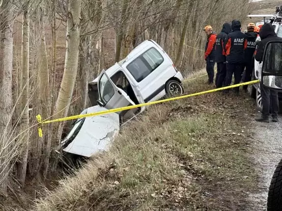 Kanser hastası babasını hastaneye götürürken kaza yaptı: 3 ölü