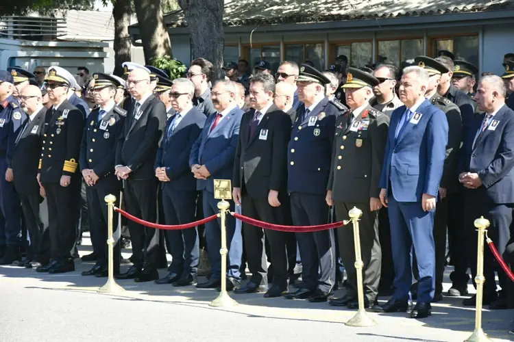 Kazada Şehit Olan Polis Memuru Için Tören Düzenlendi (2)