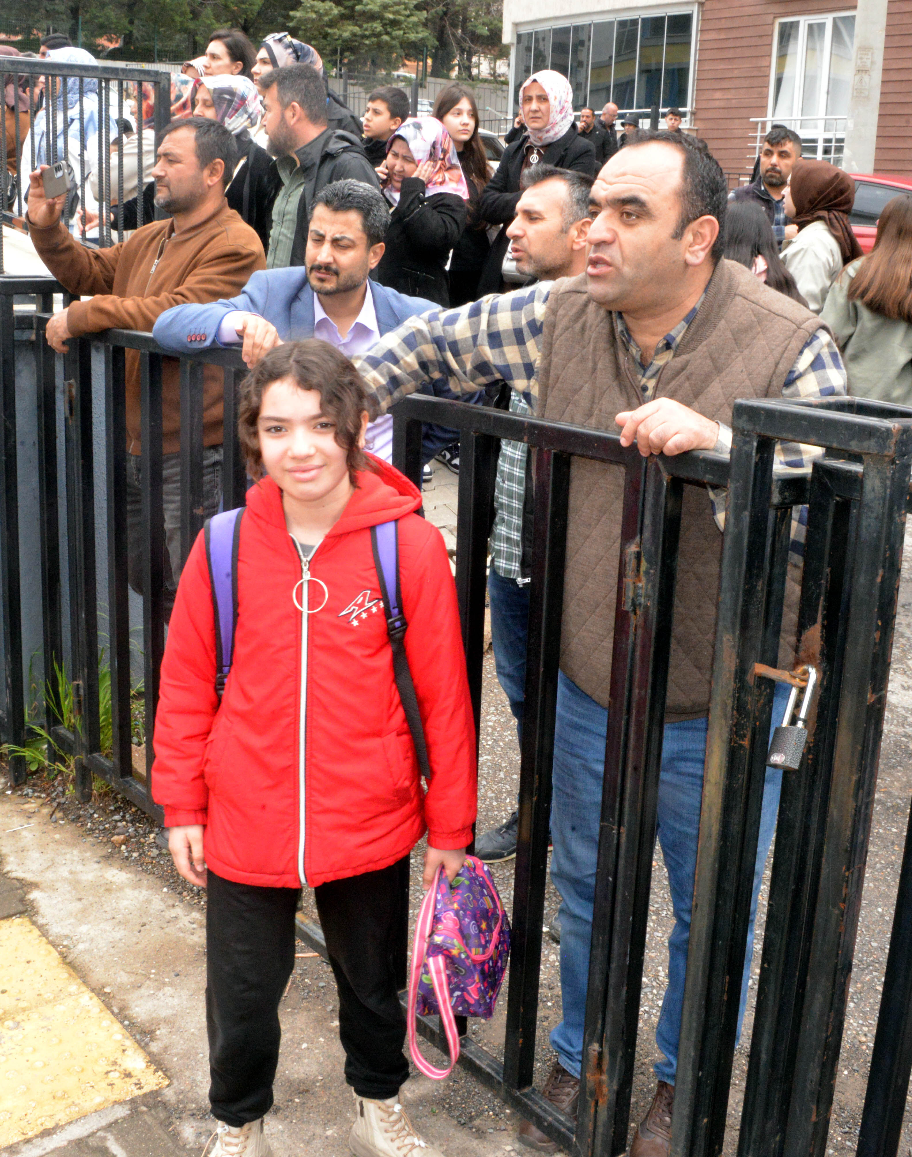 Okuldaki Saldırıda Ölen Öğrencilerden 5’I, Ayla Öğretmenin Ders Işlediği Sınıftan (8)