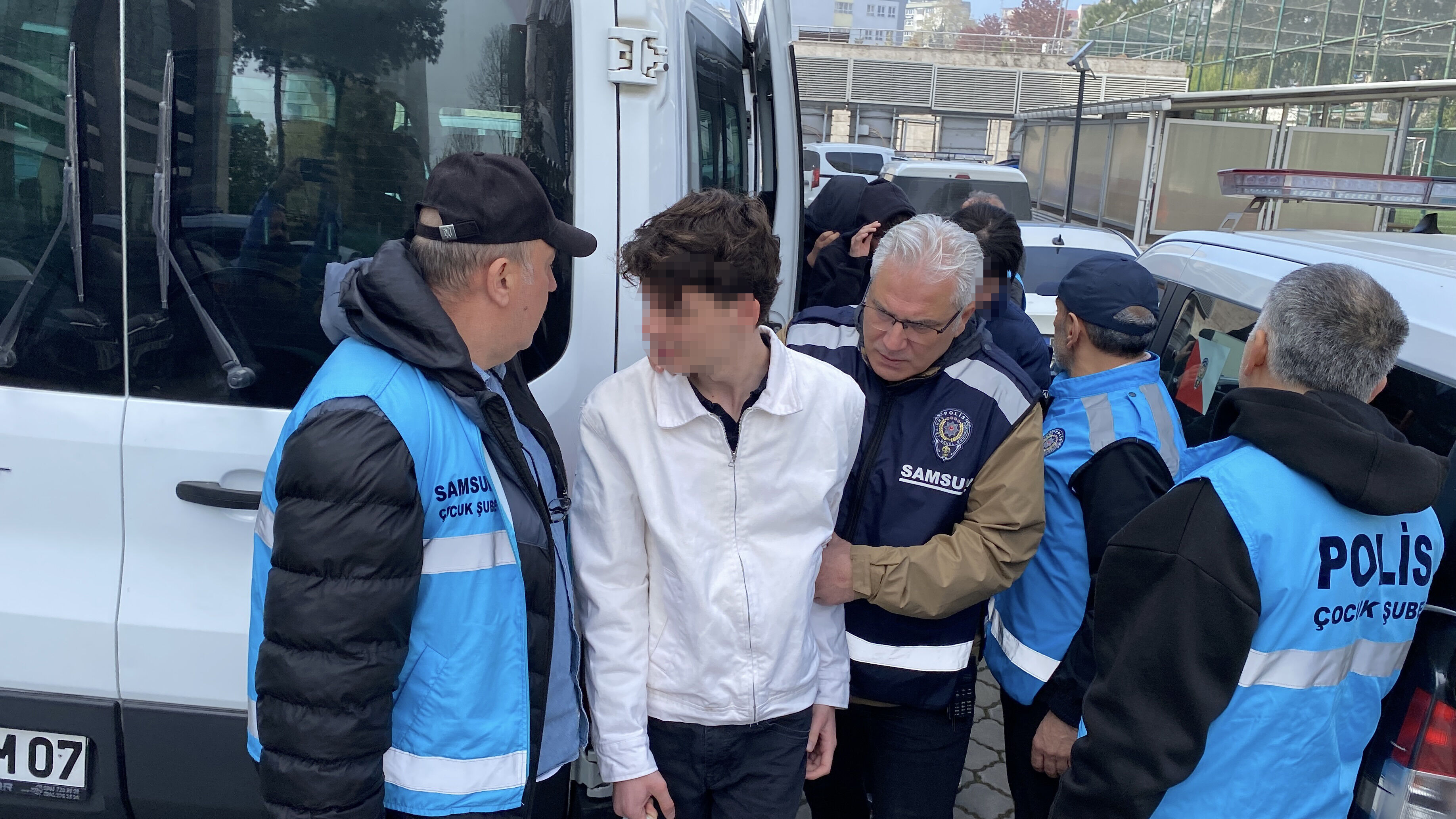 Okullara Saldırı Yapılacağı Yönündeki Paylaşımlara 7 Gözaltı (2)