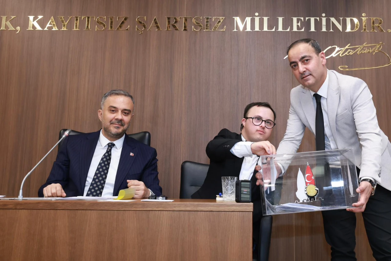 Onikişubat Meclisi’nde Kritik Kararlar Alındı! Yeni Dönem Başladı (9)