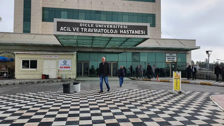Oynarken Yuvarlanan Kayanın Altında Kalan 2 Kuzenden Barış, Öldü (2)