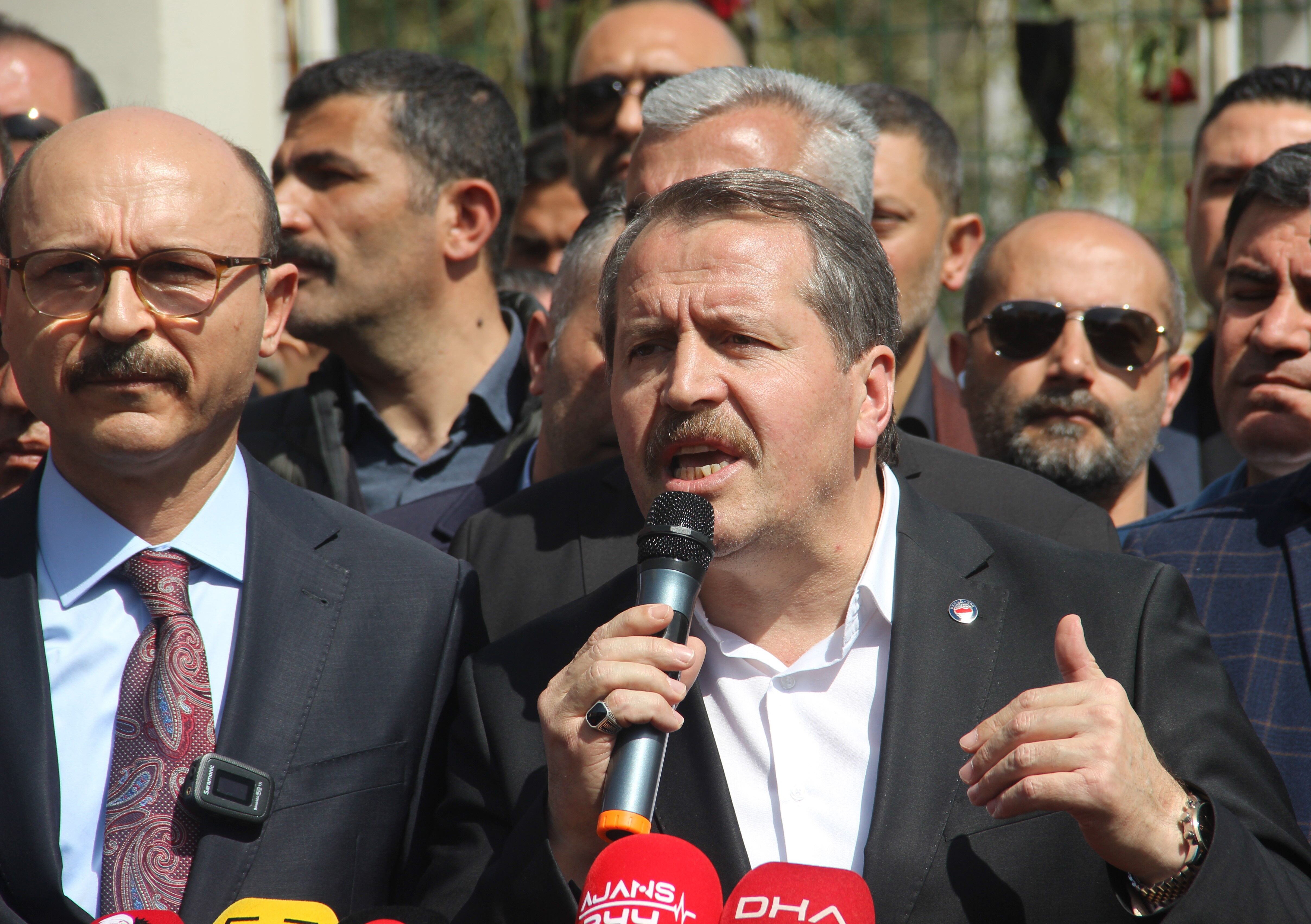 Saldırının Yaşandığı Kahramanmaraş’taki Okul Önünde Dikkat Çeken Açıklama (1)