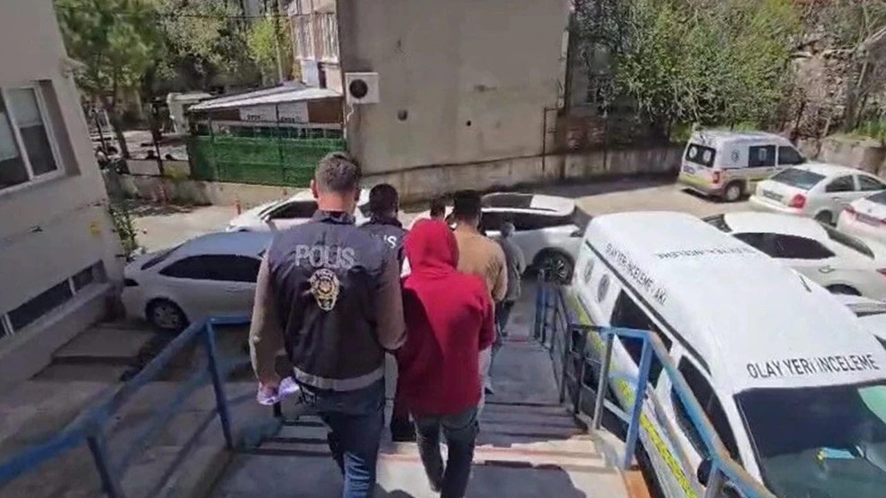 Sanal Medya Üzerinden Fuhuş Ağı Çökertildi 5 Gözaltı-1