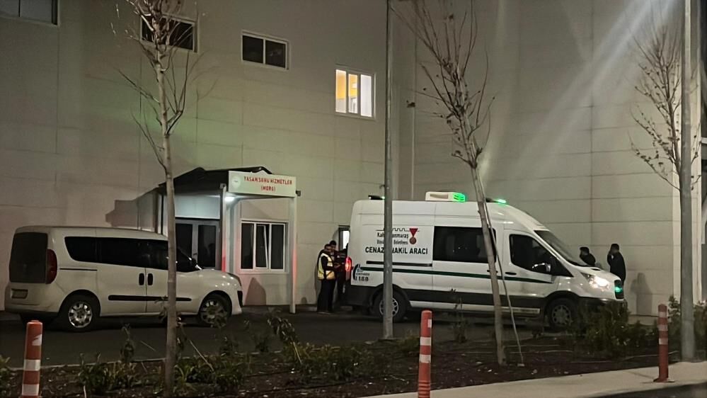 Tartıştığı Karısını Tabancayla Başından Vurup, Öldürdü (3)