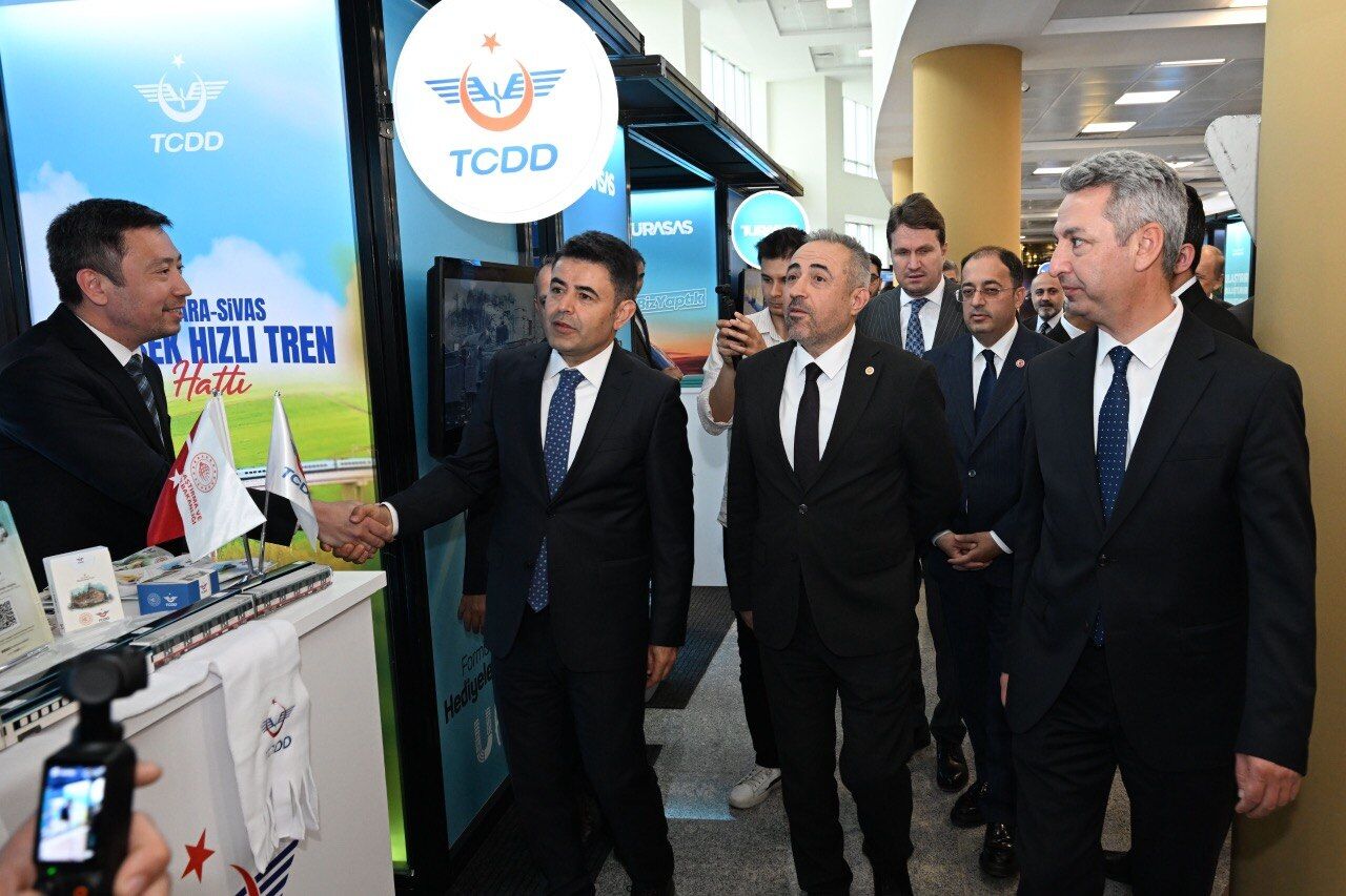 Türkiye’nin Ulaşım Ve Teknoloji Dünyası Kahramanmaraş’ta Gençlerle Buluştu (1)