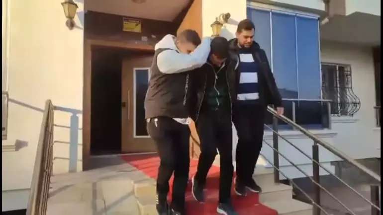 'Uygun Fiyata Taşıyacağız' Dedikleri Malları Çaldılar 6 Ilde Eş Zamanlı Operasyon (1)