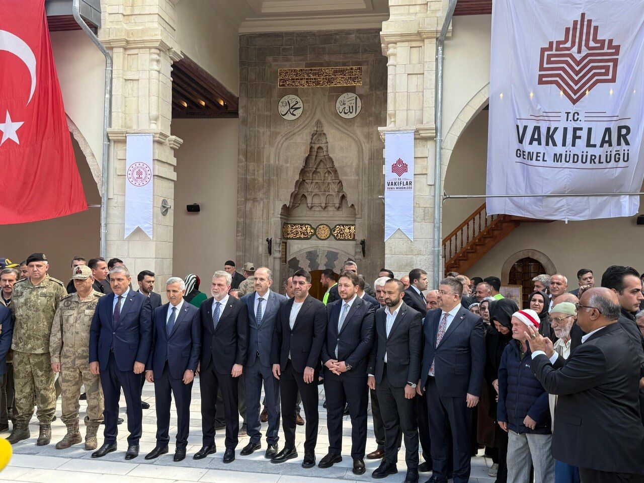 Kahramanmaraş'ta 580 yıllık Ulu Camii yeniden ibadete açıldı-1