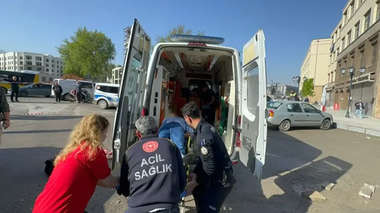 Eski eşi av tüfeği ile sokak ortasında öld*rdü-1