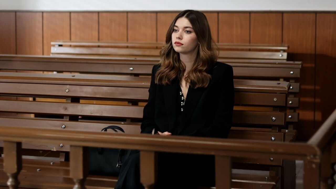 Afra Saraçoğlu Diziden Ayrılıyor Mu, A. B. İ. Çağla Diziden Ayrıldı Mı (4)