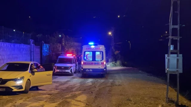 Arkadaşına Mesaj Attıktan Sonra Tepelik Alanda Tüfekle Intihr Etti (1)-1
