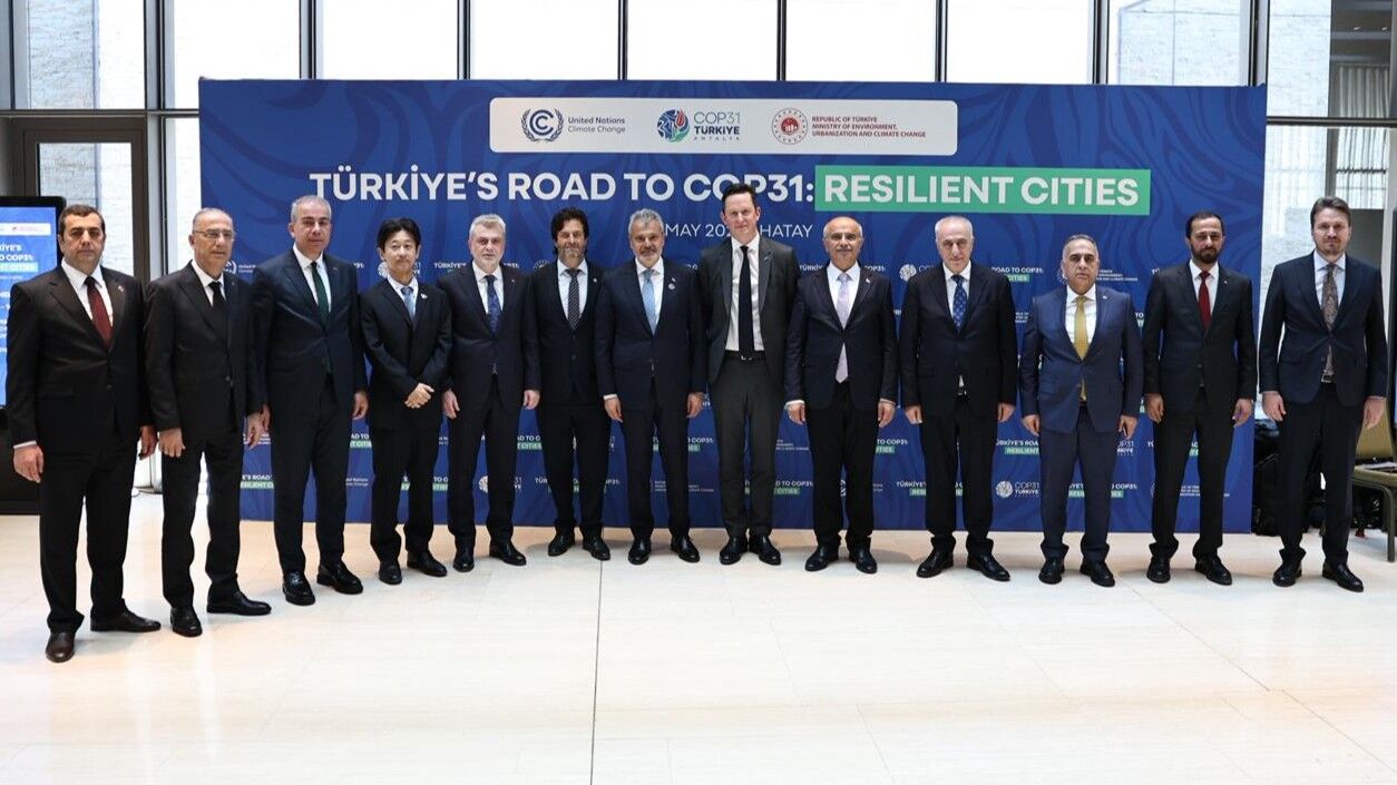 Başkan Görgel Hatay Zirvesinde “Şehirlerimizi Geleceğe Hazırlıyoruz” (4)