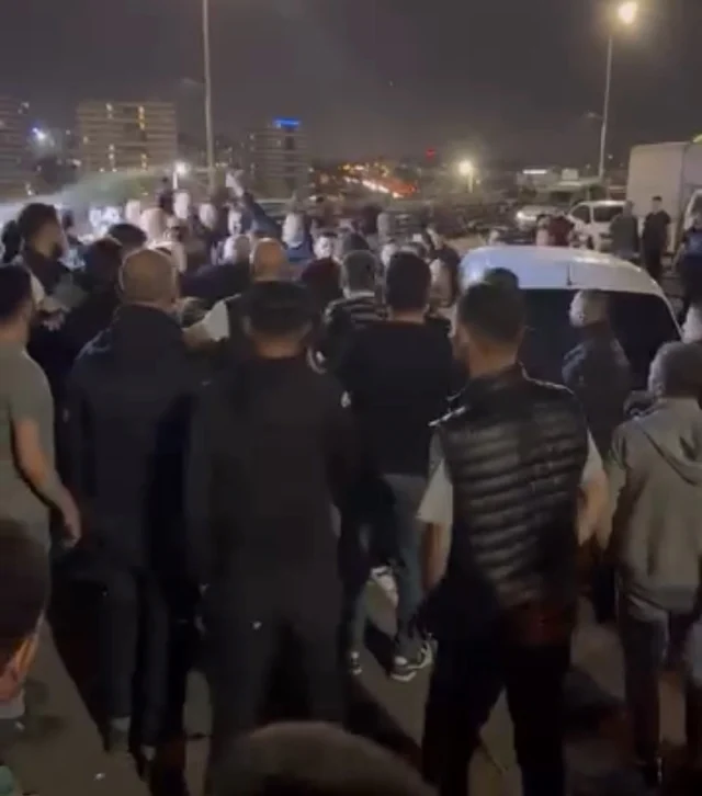 Bayrampaşa Hali’nde Bıçaklı Kavga 12 Polis Yaralandı (1)