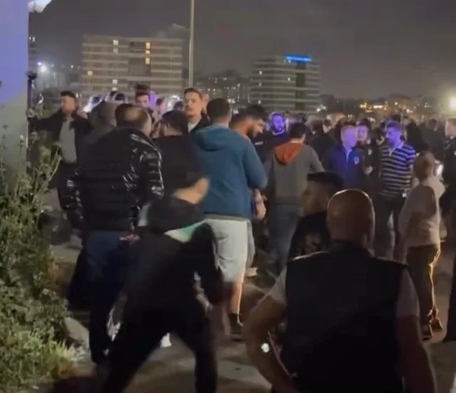 Bayrampaşa Hali’nde Bıçaklı Kavga 12 Polis Yaralandı (3)